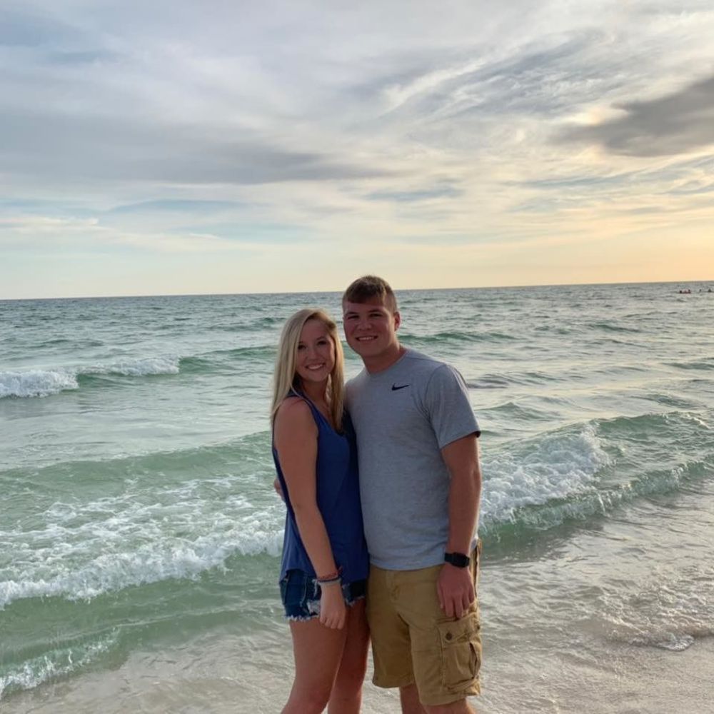 Meet your Posher, Elizabeth